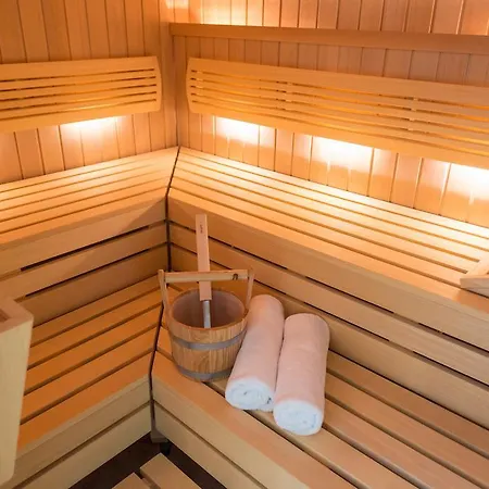 Hotel Kristall 3*
